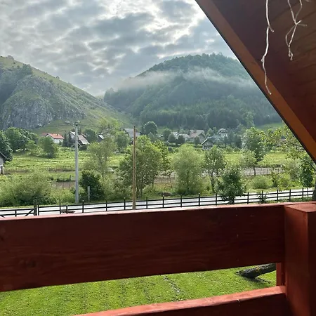 Planinska Kuca * Bjelašnica